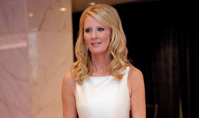 Sandra Lee Reveals Breast Cancer Diagnosis and Plans to Undergo Double Mastectomy 